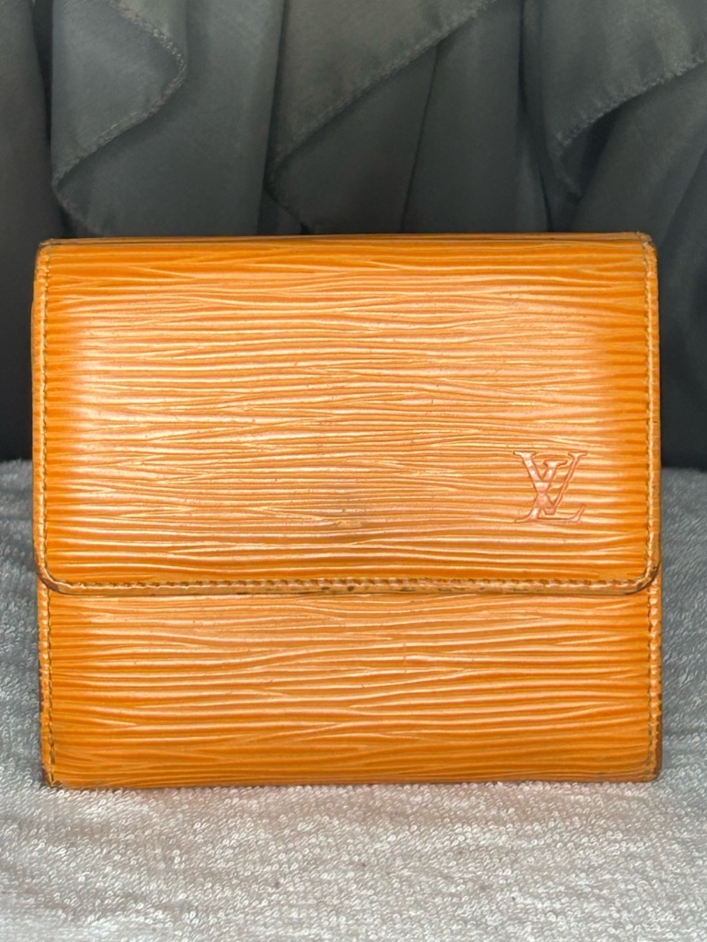 Authentic Louis Vuitton Epi Port Monnaie Compact Wallet Mandarin Orange
